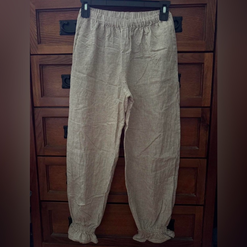 Bebe Organic Beige Checkered Joggers